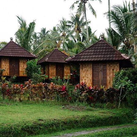 Puri Sunny Camp Villa Munduk Buitenkant foto