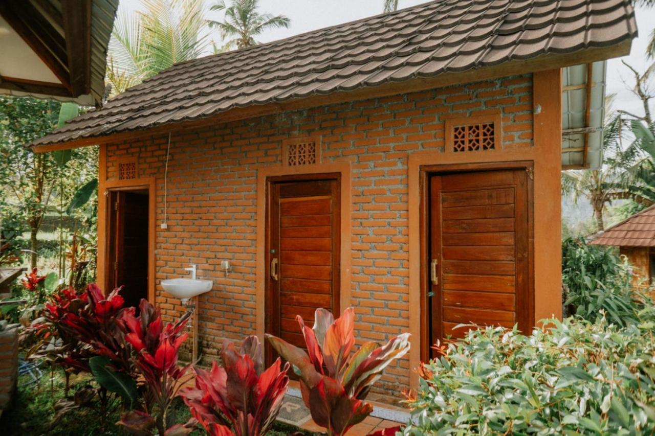 Puri Sunny Camp Villa Munduk Buitenkant foto